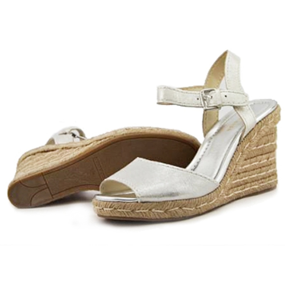 Marc Fischer silver wedge sandal 10M NEW